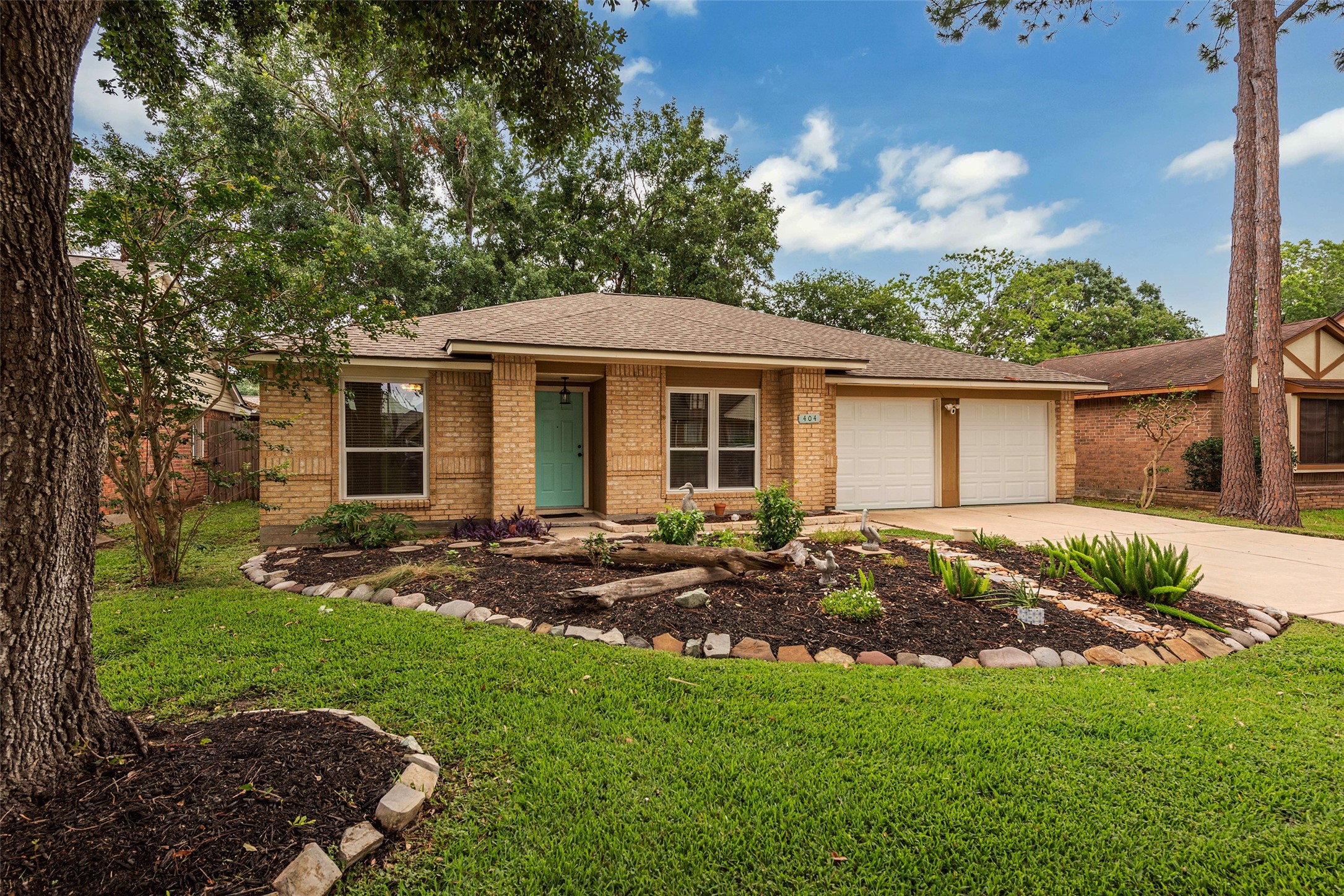 404 Forest Hills Drive League City TX 77573