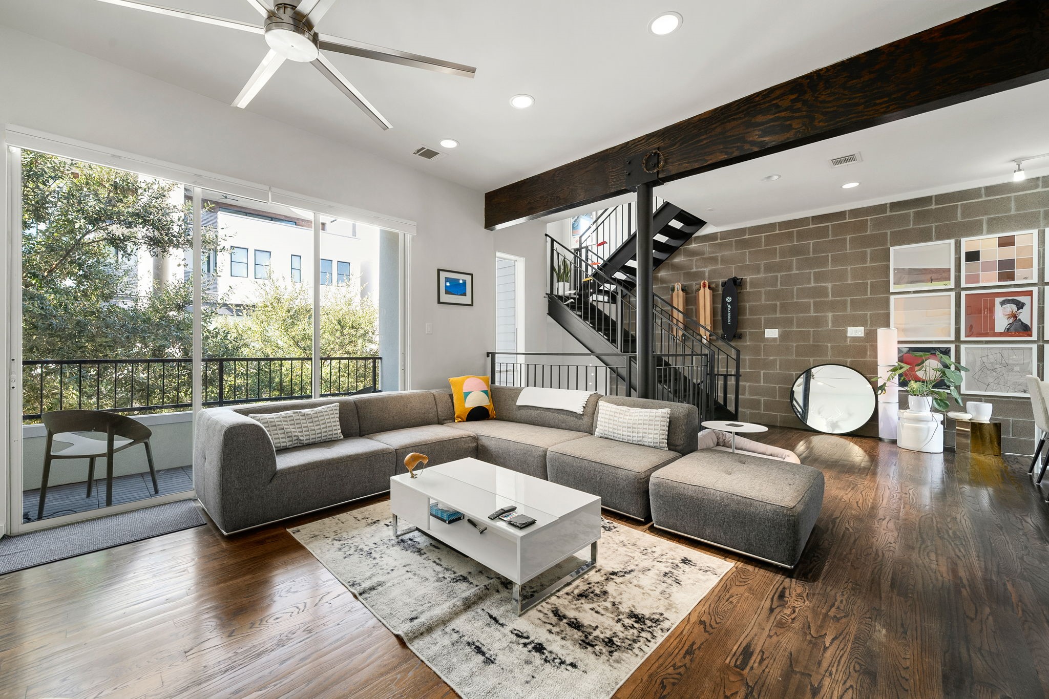 1401 Fairview Avenue C Houston TX 77006