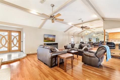 3109 Woodland Court La Porte TX 77571