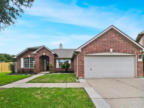 16210 Mountain Timber Court Friendswood TX 77546