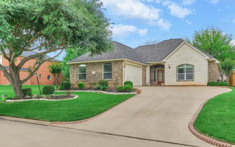 63 Waterford Way Montgomery TX 77356