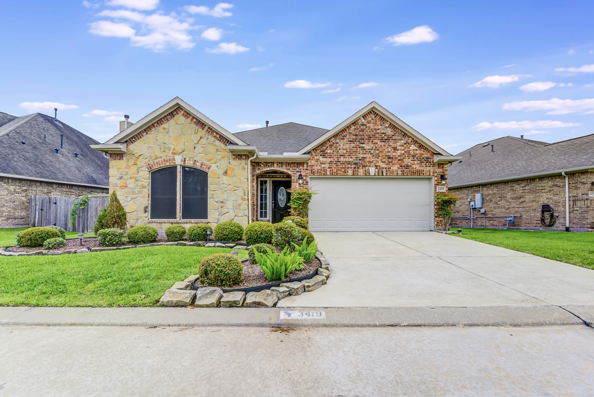 3419 Tuscania Lane Friendswood TX 77546