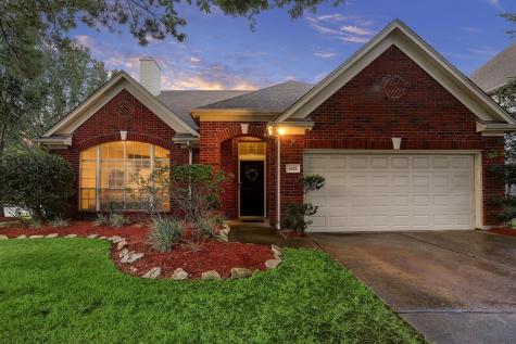 9858 N Villa Drive Houston TX 77064