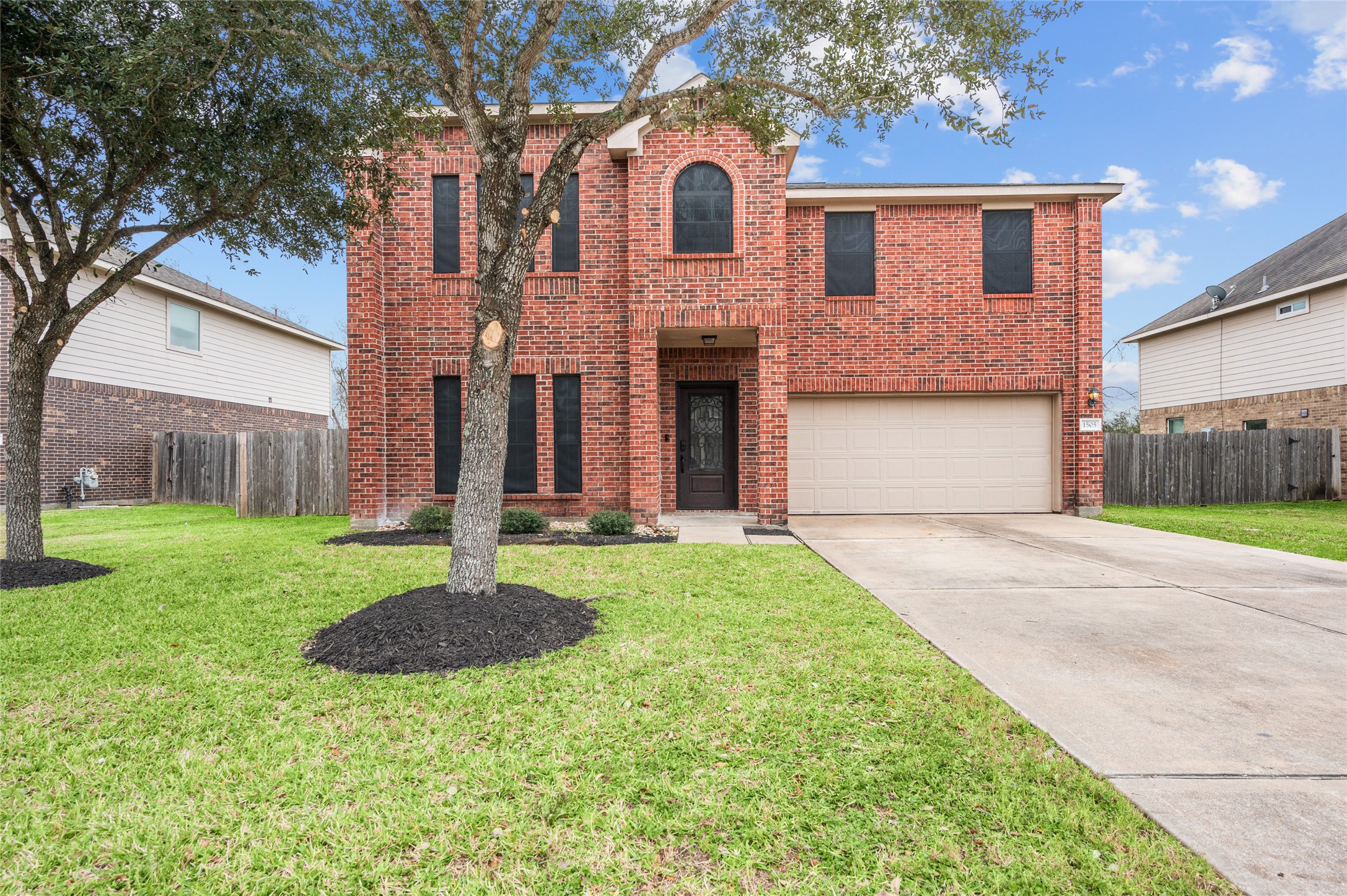 1505 Meadow Wood Drive Pearland TX 77581