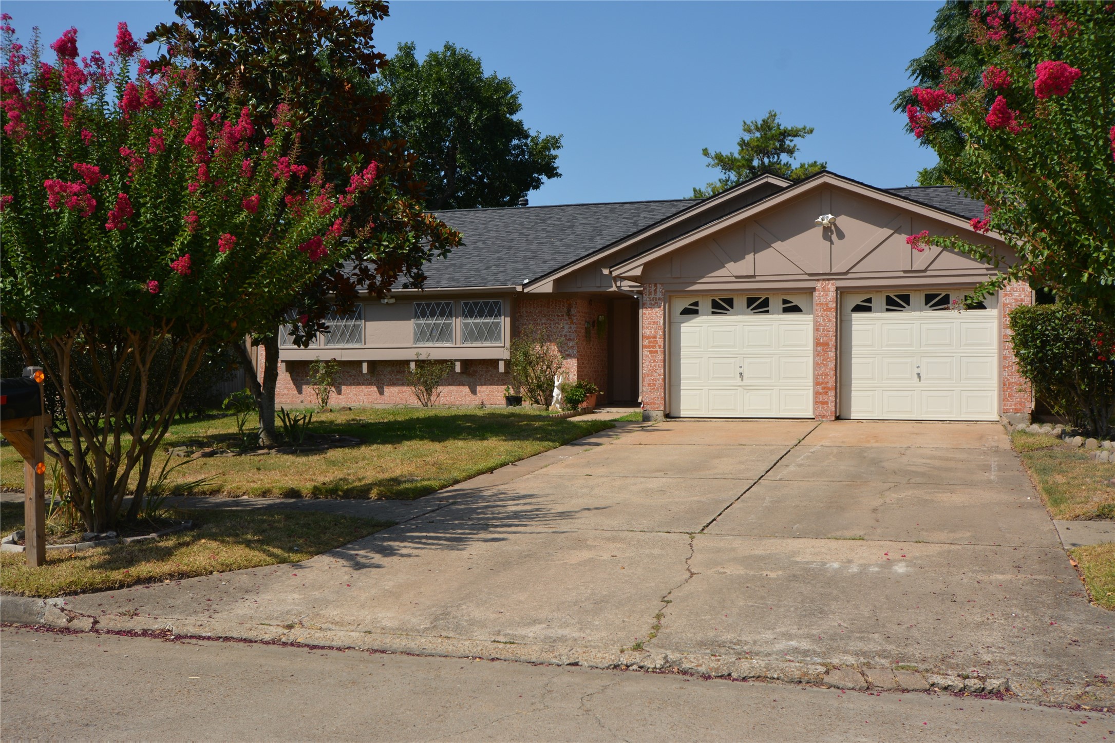 16323 Autumn Wind Drive Houston TX 77090