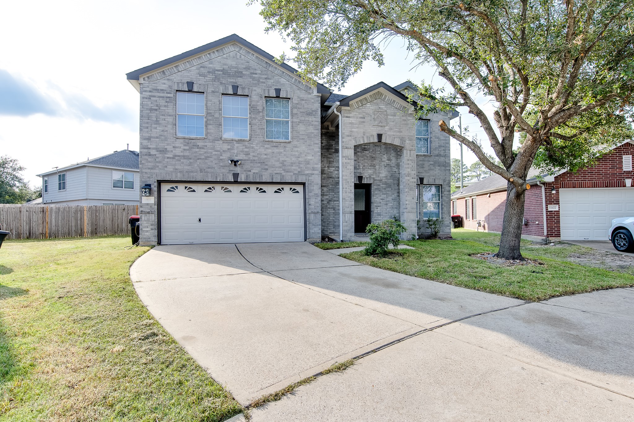 19819 Hollington Drive Tomball TX 77375
