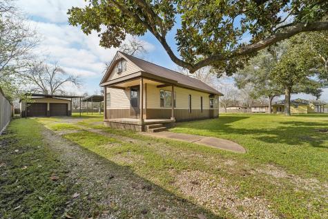 5302 Pine Avenue Pasadena TX 77503