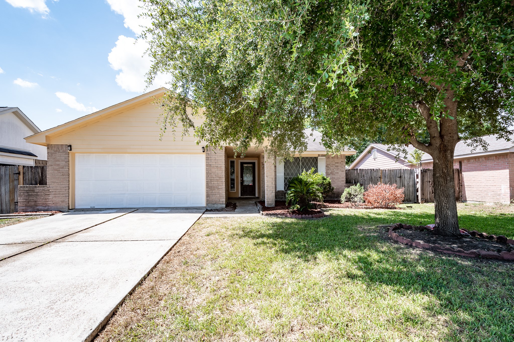 4935 Deerwood Circle Baytown TX 77521
