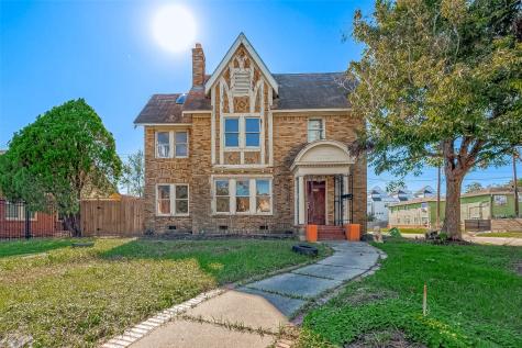 2002 Rosewood Street Houston TX 77004
