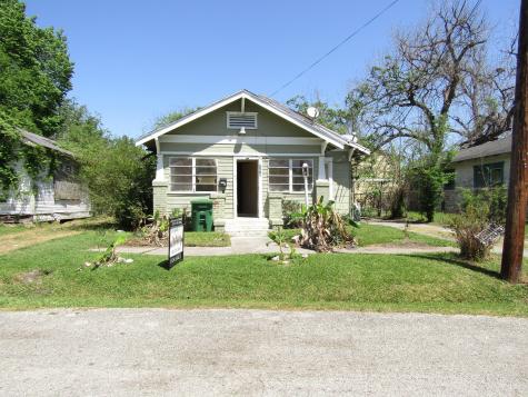3279 Berry Street Houston TX 77004