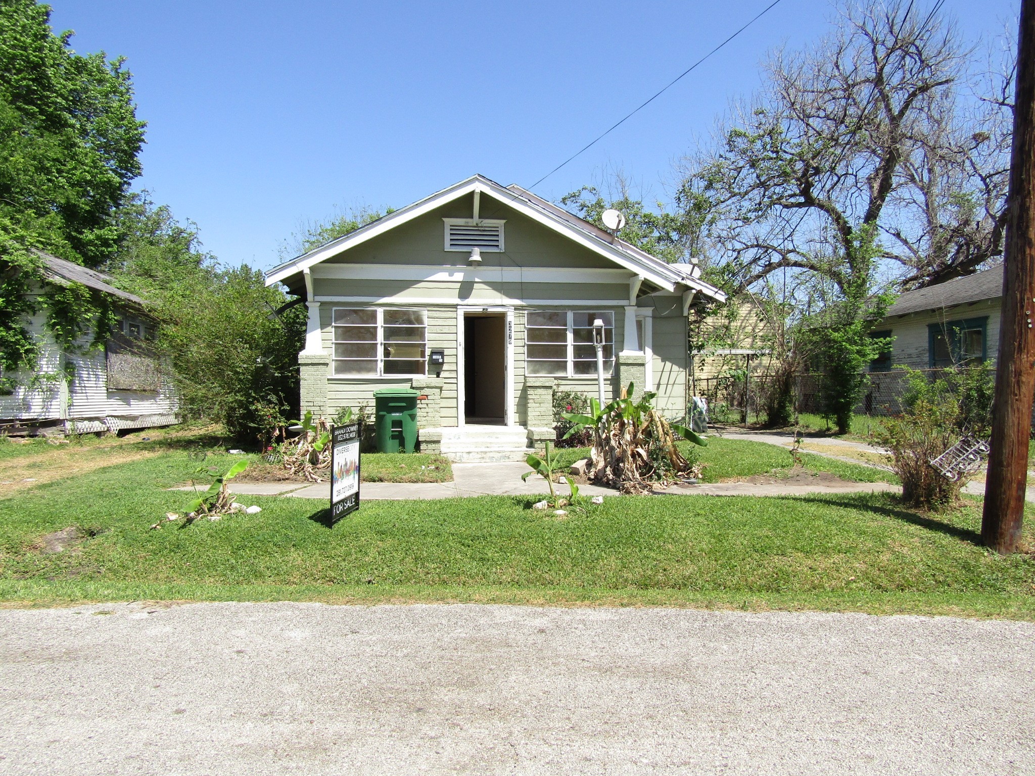 3279 Berry Street Houston TX 77004