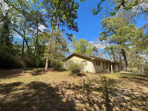 1733 Us Highway 190 E Woodville TX 75979