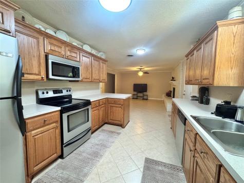 1733 Us Highway 190 E Woodville TX 75979