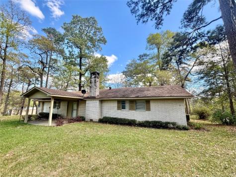 1733 Us Highway 190 E Woodville TX 75979