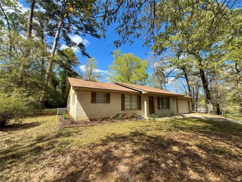 1733 Us Highway 190 E Woodville TX 75979
