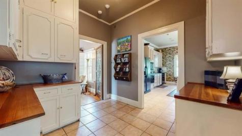 5975 Calder Avenue Beaumont TX 77706