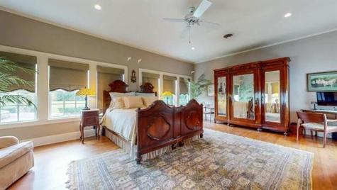 5975 Calder Avenue Beaumont TX 77706
