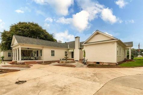 5975 Calder Avenue Beaumont TX 77706
