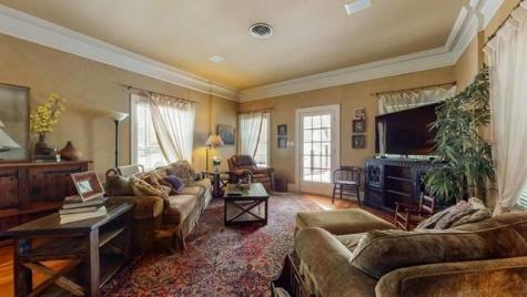 5975 Calder Avenue Beaumont TX 77706