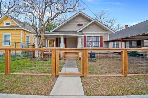 2113 Marion Street Houston TX 77009