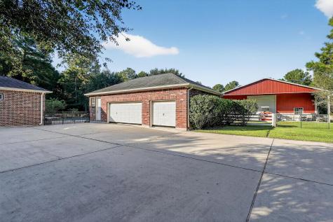 420 Whispering Meadow Magnolia TX 77355