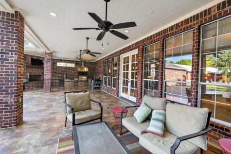 420 Whispering Meadow Magnolia TX 77355