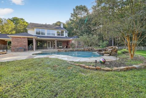 420 Whispering Meadow Magnolia TX 77355