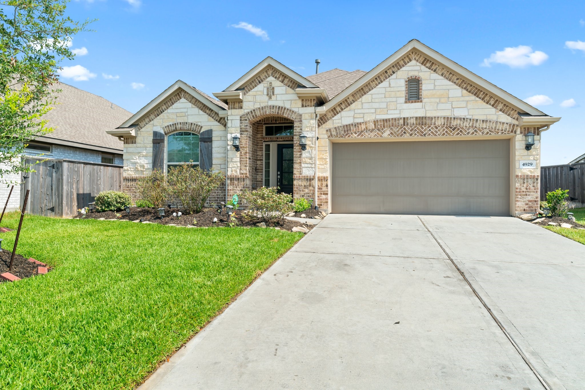 4929 Spring Terrace Lane Rosharon TX 77583
