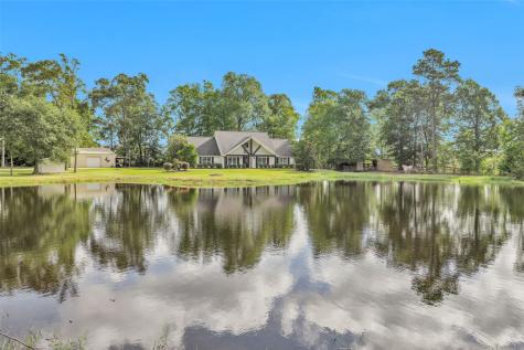 10810 Farrell Road Willis TX 77378