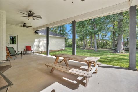 10810 Farrell Road Willis TX 77378