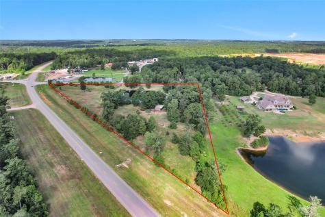 10810 Farrell Road Willis TX 77378