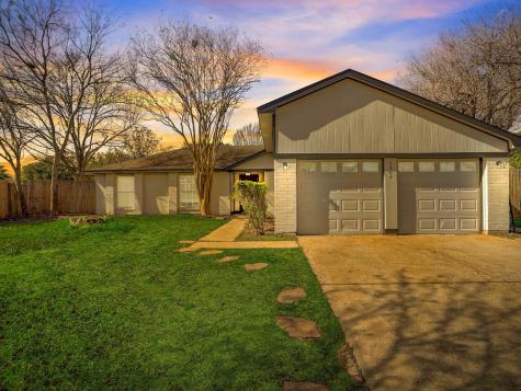 2402 Point Comfort Court Webster TX 77598
