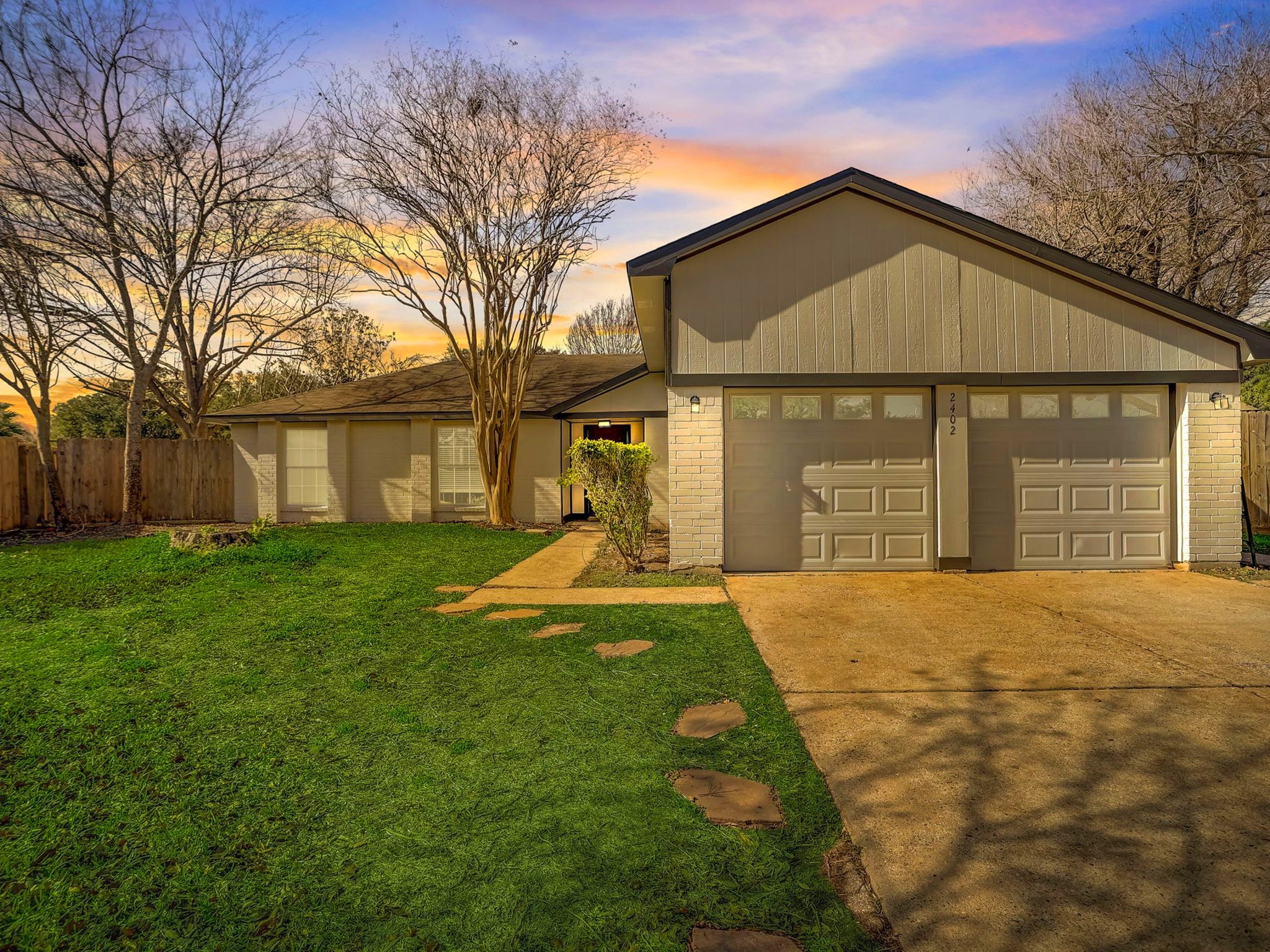 2402 Point Comfort Court Webster TX 77598
