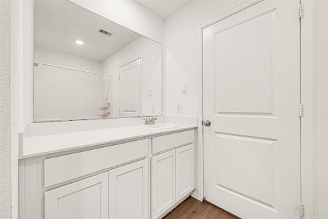 4118 Saw Mill Peak Lane Baytown TX 77521