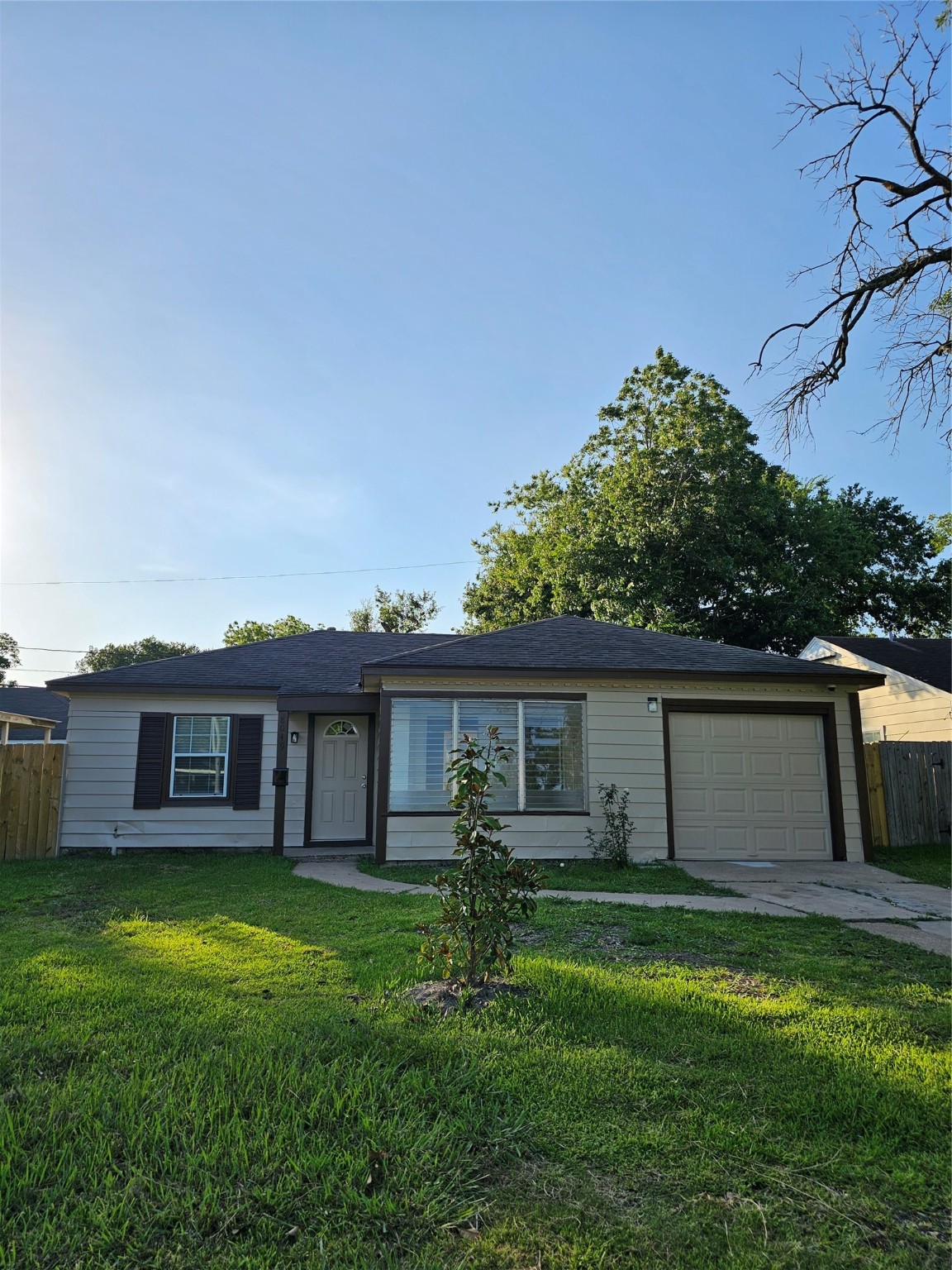 8049 Milredge Street Houston TX 77017
