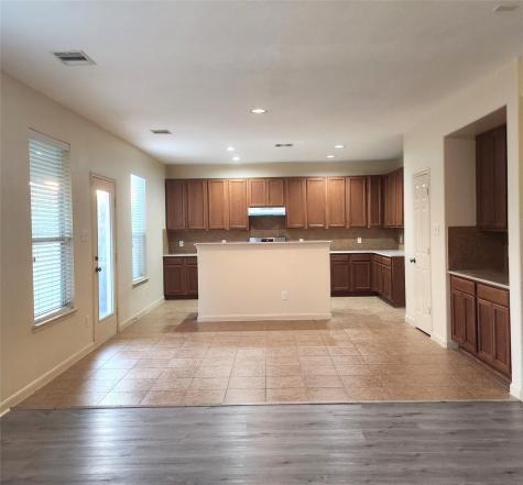 238 Remington Heights Drive Houston TX 77073