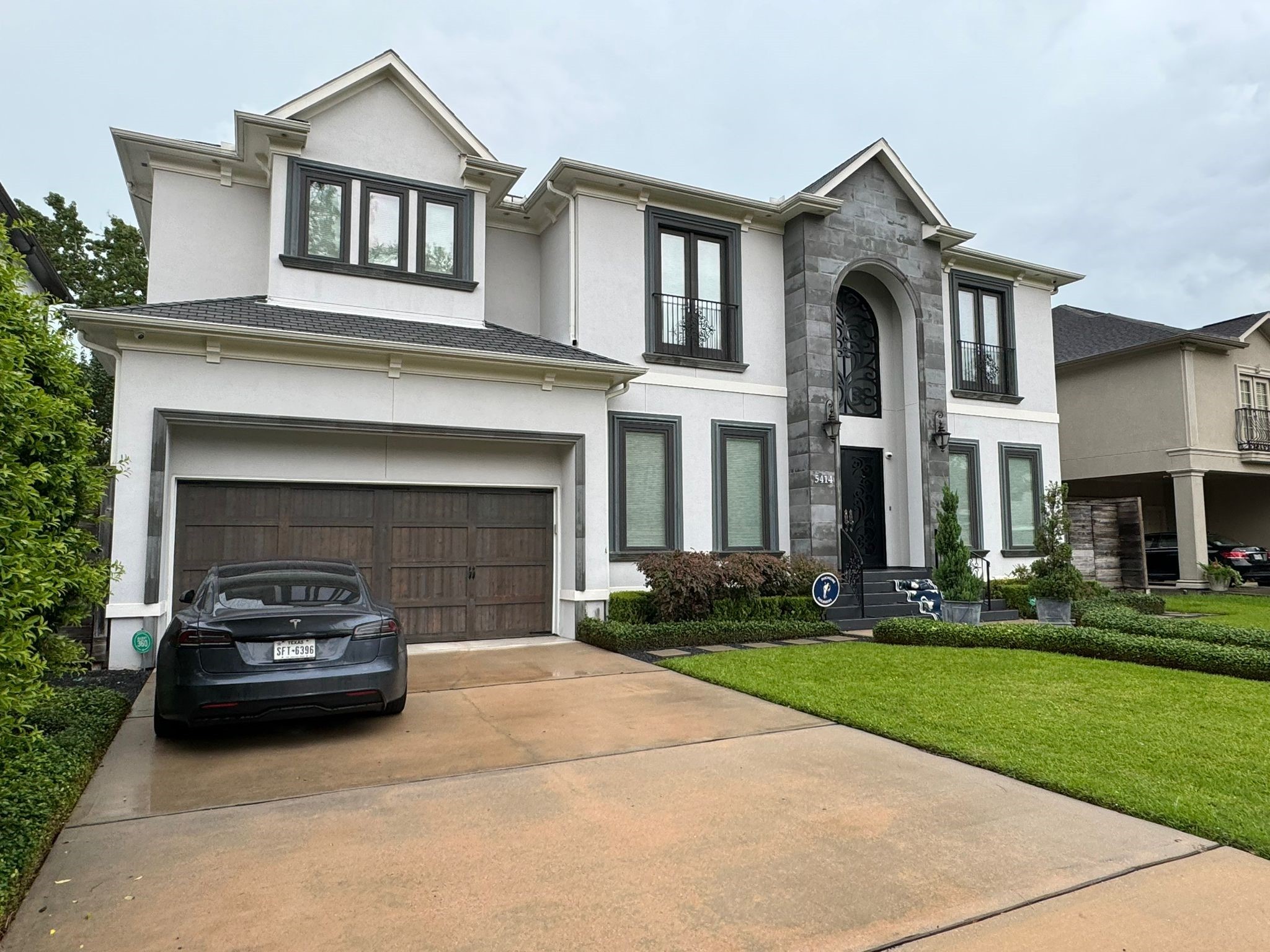 5414 Pocahontas Street Bellaire TX 77401