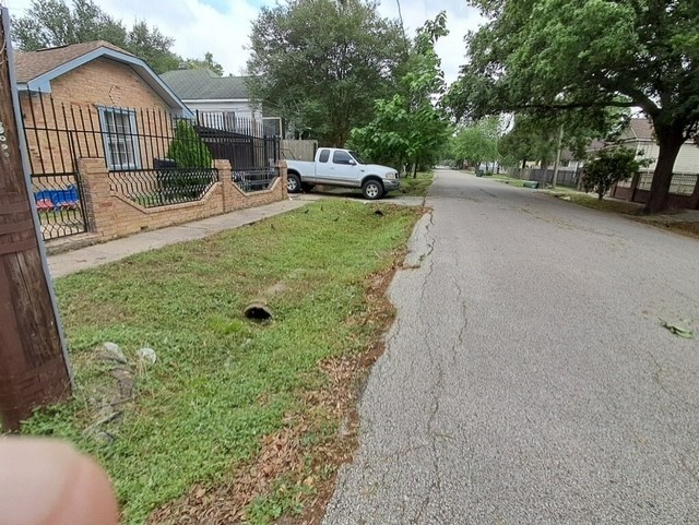 1724 Chapman Street Houston TX 77009