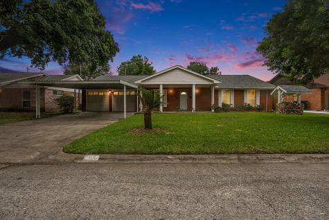 708 Elmwood Drive Baytown TX 77520