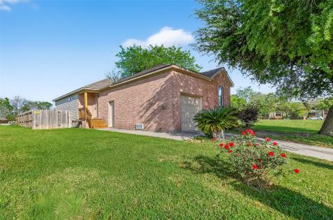17111 Loch Raven Lane Houston TX 77060