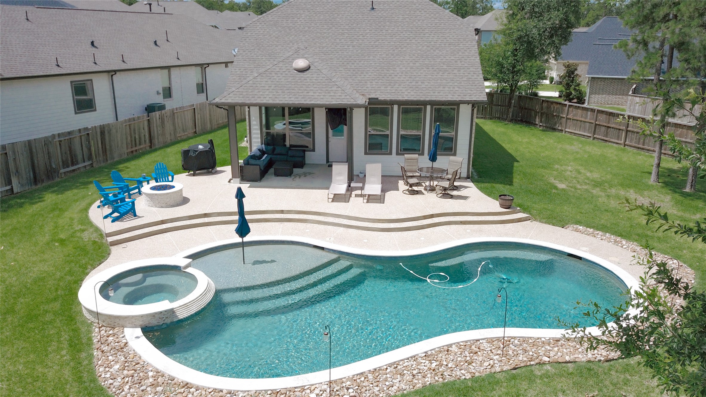 252 Crest Edge Street Montgomery TX 77316