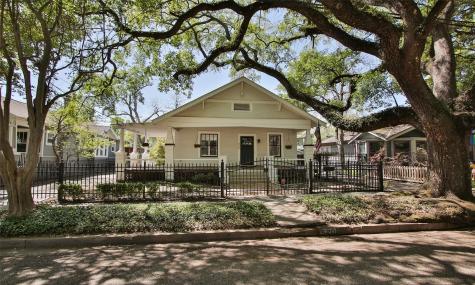620 Bayland Avenue Houston TX 77009