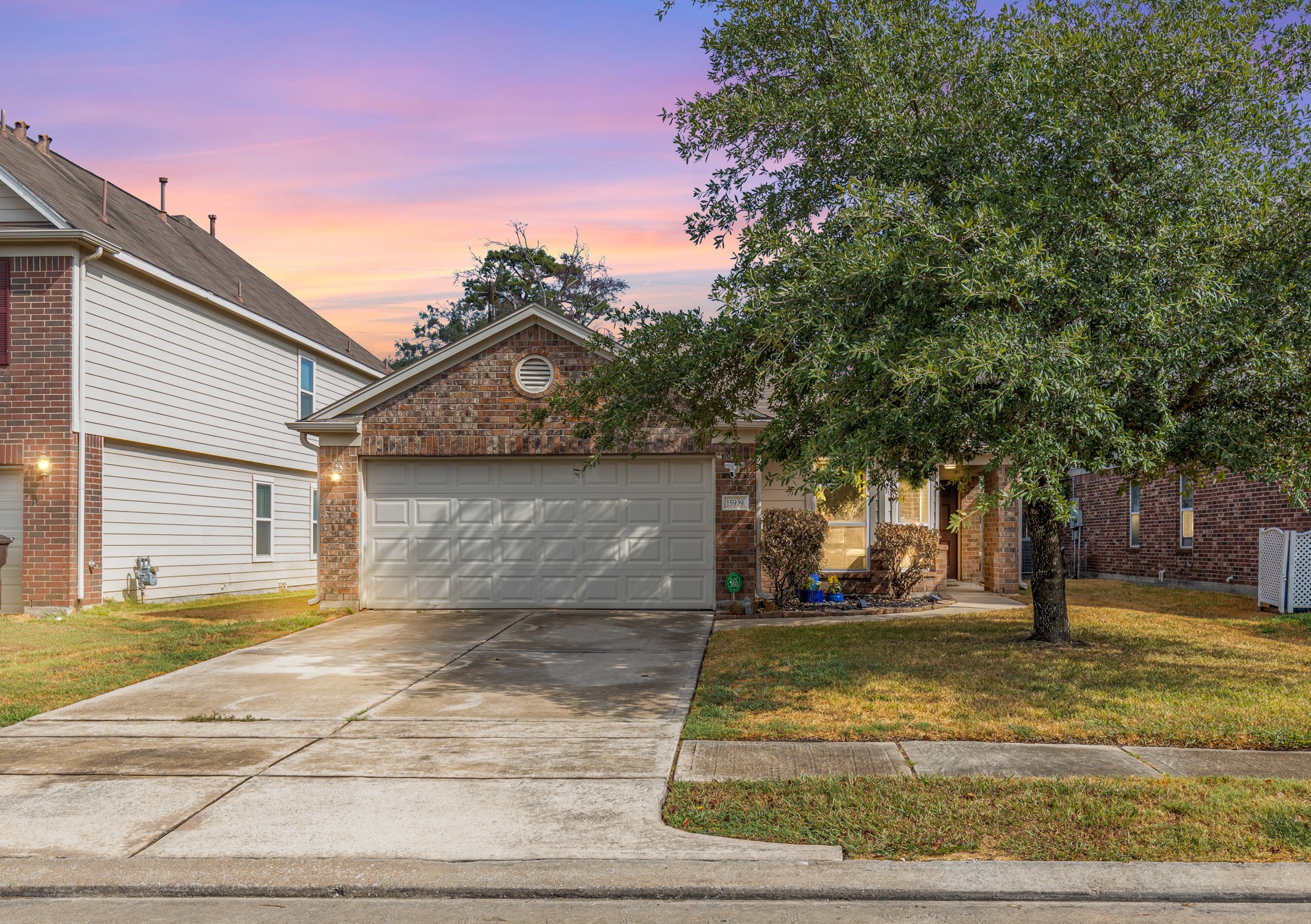 15939 Sheldon Ridge Way Houston TX 77044