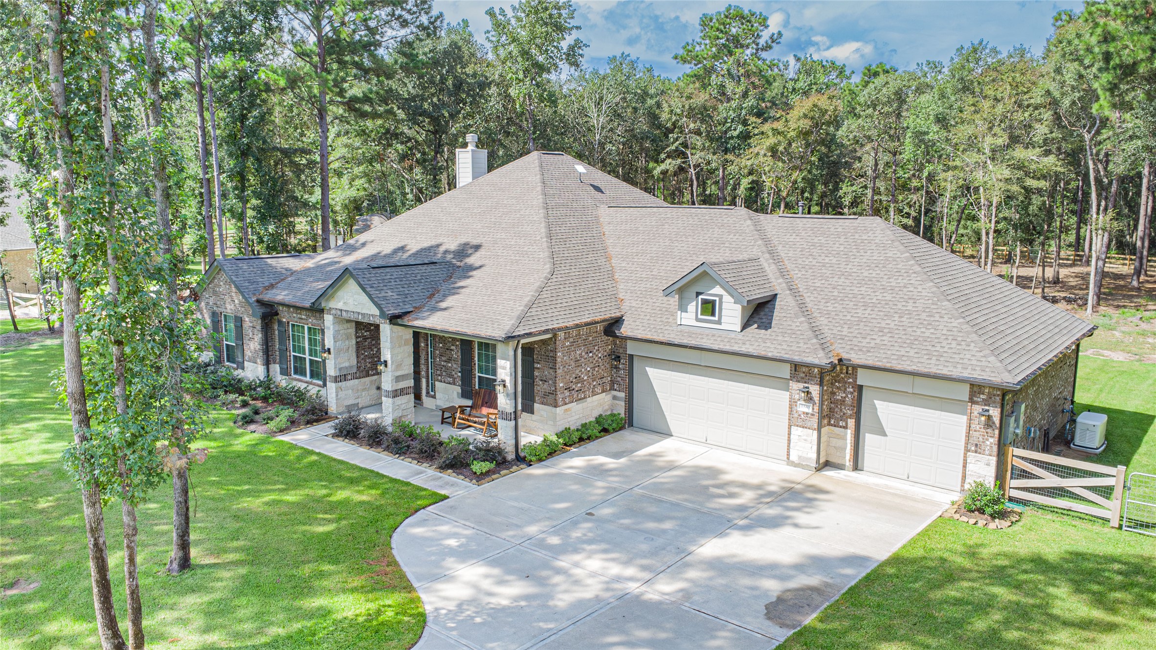 1585 Silver Creek Lane Montgomery TX 77316