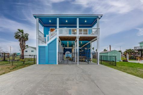 967 Bowers Lane Crystal Beach TX 77650