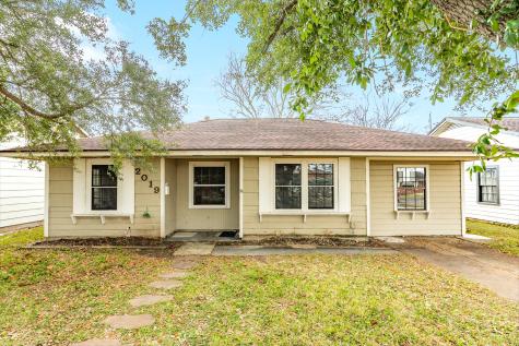 2019 N Avenue H Street N Freeport TX 77541