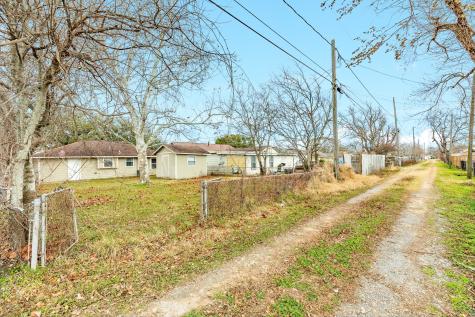 2019 N Avenue H Street N Freeport TX 77541
