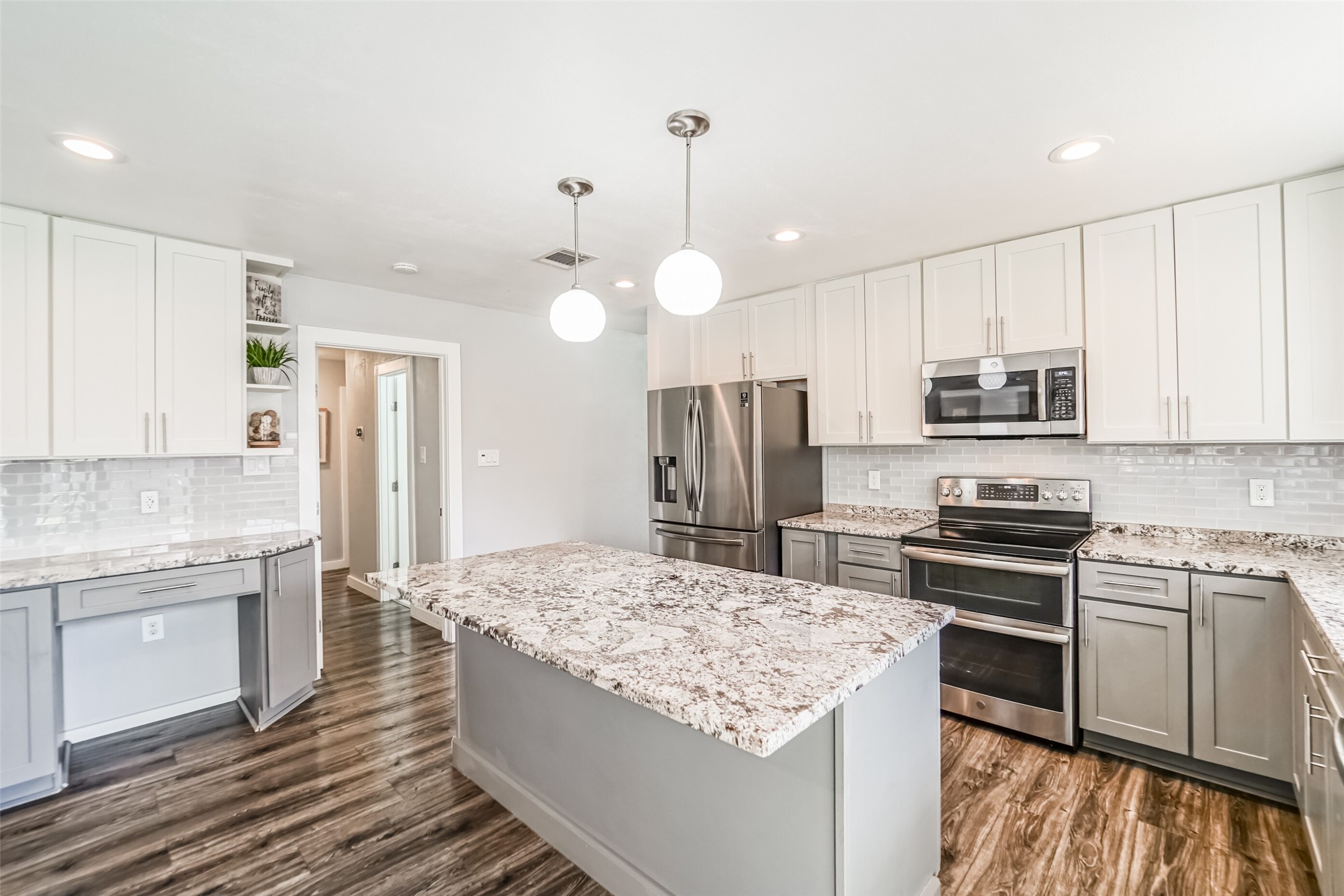 4322 Peridot Lane Friendswood TX 77546