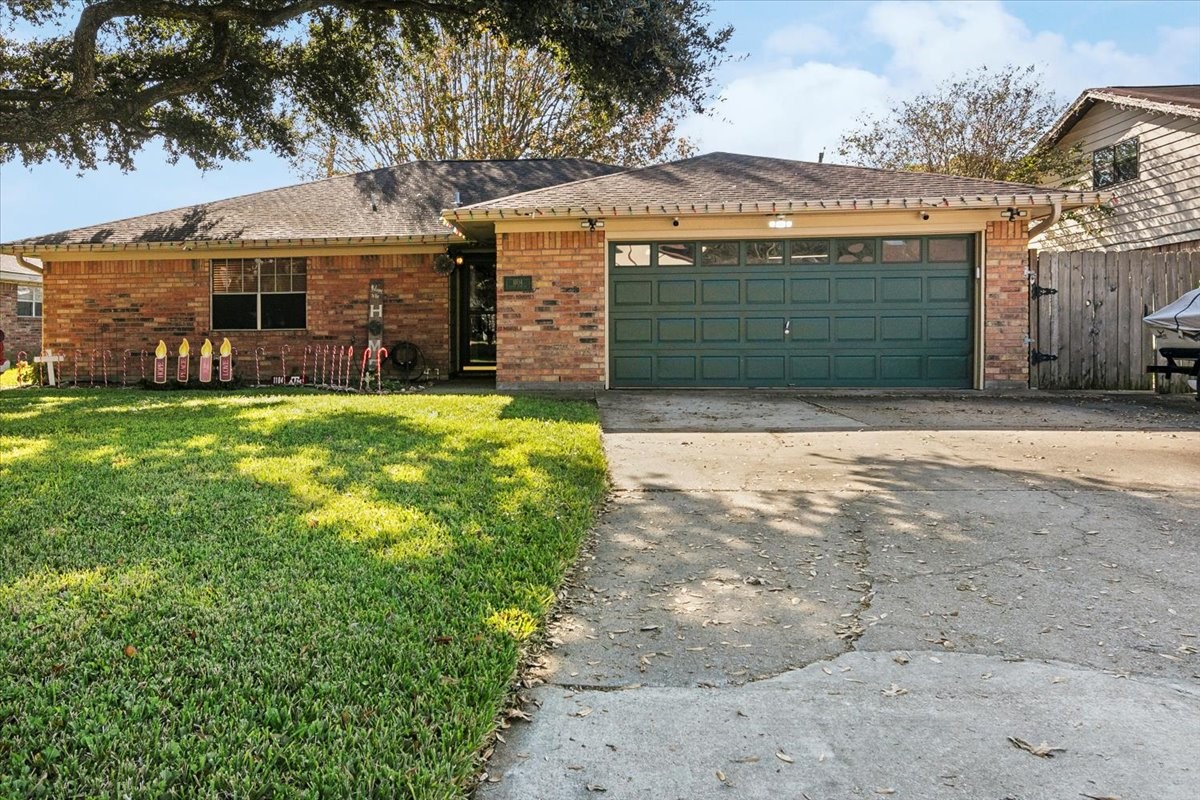 1104 S 22nd Street Nederland TX 77627