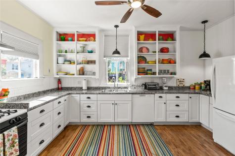 2927 Bernardo De Galvez Avenue Galveston TX 77550